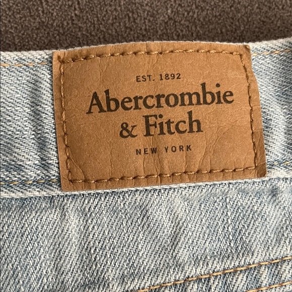 Abercrombie & Fitch Light Blue Denim Shorts used good condition - Picture 7 of 10